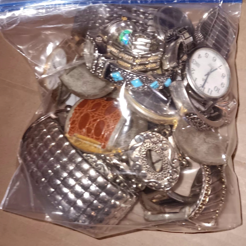 Assorted Watch Collection Untested - Picture 4 of 5